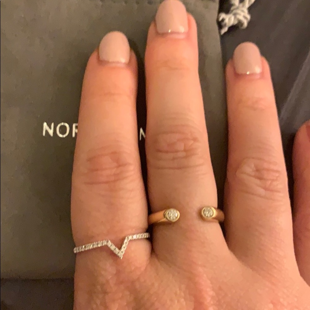 Bony Levy white gold diamond ring